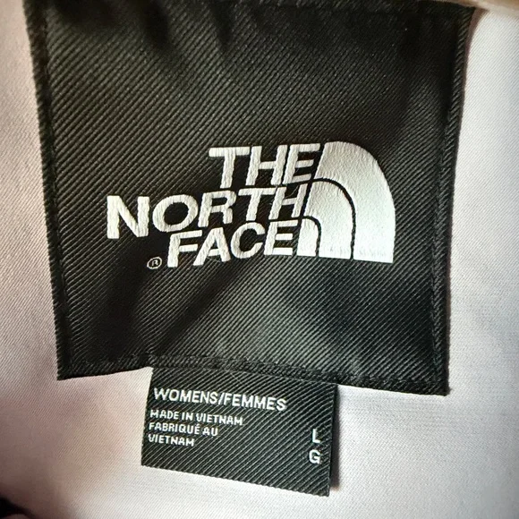New Never worn The North Face Women's Lavender Fog Ski Jacket